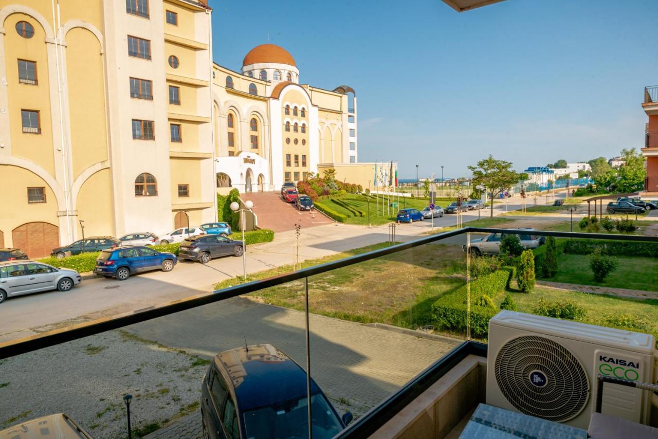 Adiramar Apartments Obzor Εξωτερικό φωτογραφία
